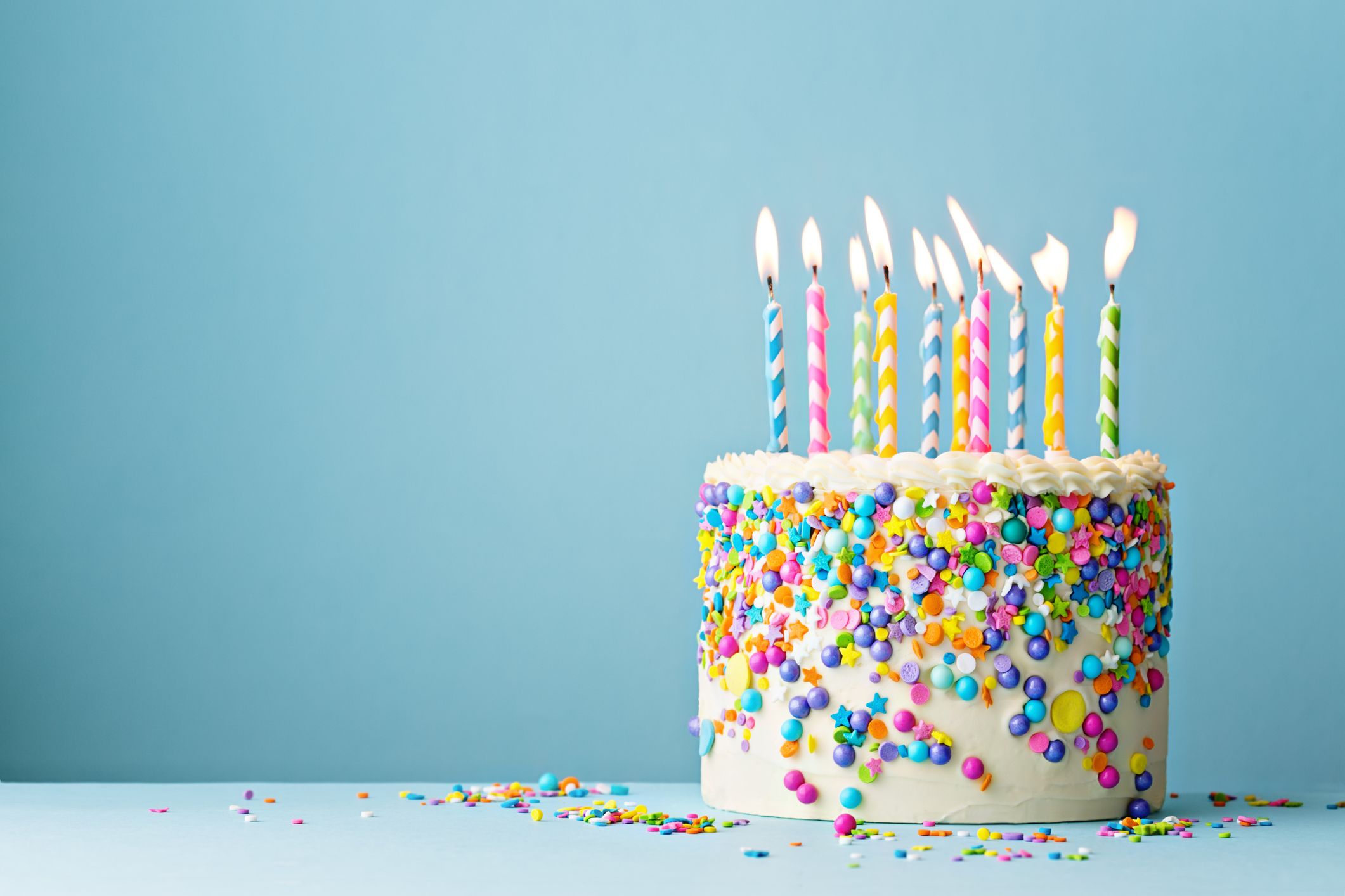 En Manque D'inspiration Pour Rédiger Un Joli Texte Pour L'anniversaire D'un Ami ? Ne Cherchez Pas Plus Loin... Ici Vous Trouverez Des Idées De Textes D'anniversaire Toutes Prêtes !