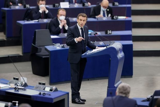 Image2 Macron Dans L'hémicycle Européen